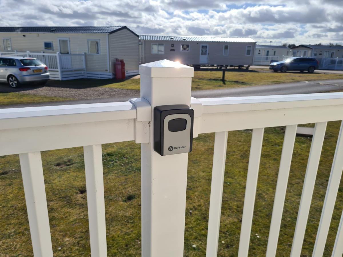 Helmsley Luxury Lodge Lossiemouth Eksteriør bilde